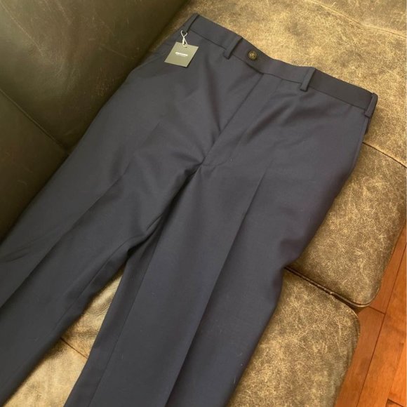 Indochino Mens Suit - Sizing in Post - Picture 5 of 8